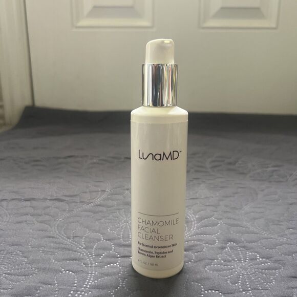 LunaMD Chamomile Facial Cleanser 6oz Sensitive Skin Sulfate Free NEW Beauty Glam - Picture 4 of 15